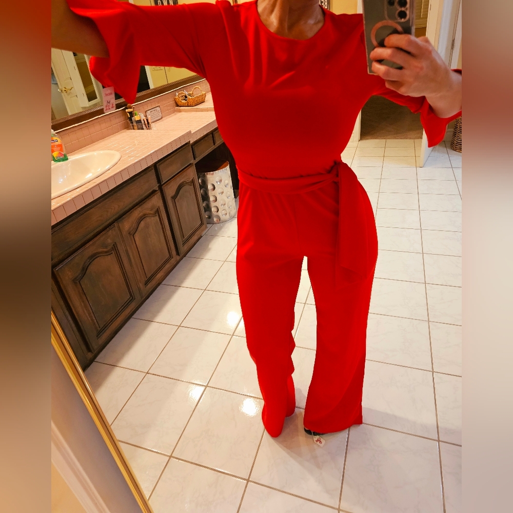 Womens Medium red half sleeve red Belted one piece pant jumpsuit with belt - Picture 7 of 12